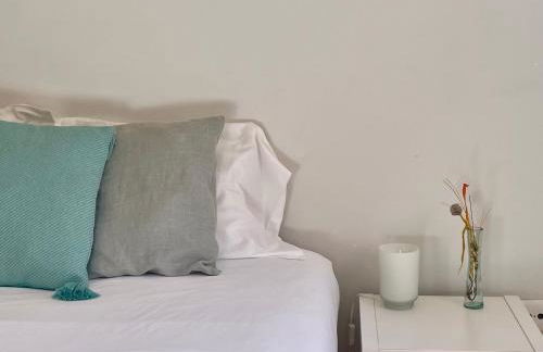 Central Retreat by the River, by TimeCooler - Foto 25