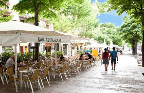 LetsGo Sagrada Familia Penthouse - Photo 46