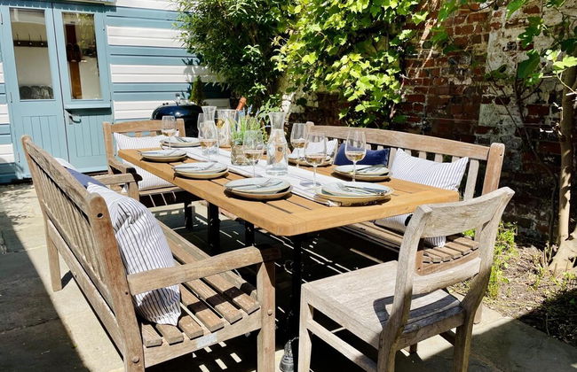 Dolls House - Luxury Townhouse - From 400 Per Night - Photo 55