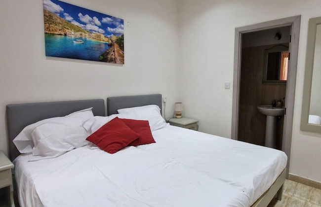 Modern 4-bed Home in Ix-xaghra, Valley View Pool - Foto 3