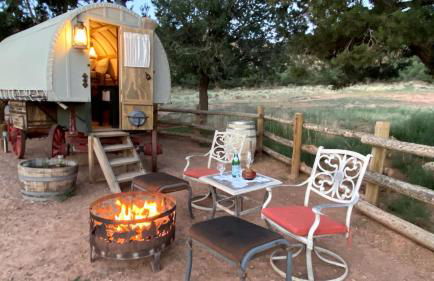 Shepherds Camp Wagon Near Capitol Reef National Park - Foto 11