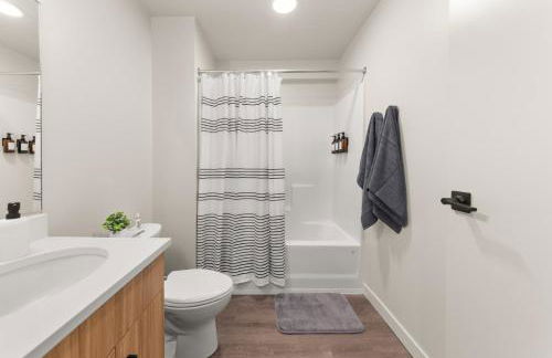 Downtown 2br 1bath with Parking - Foto 12