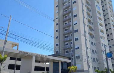 Apartamento de 2 quartos - 700m da Praia! - Foto 2