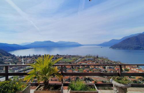 Holiday Home in Maccagno with Pool - Foto 30