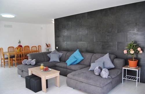 Big Villa Tauro with Private Heated Saltwater Pool & Jacuzzi & BBQ & Game Room & Arcade Games - Foto 32