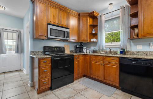 Gulfport Game Room House Walk to Beach Family Fun - Foto 27