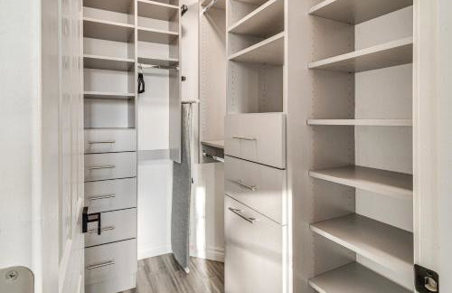 WFH Setup and Garage Parking! Modern Denver Condo - Foto 20