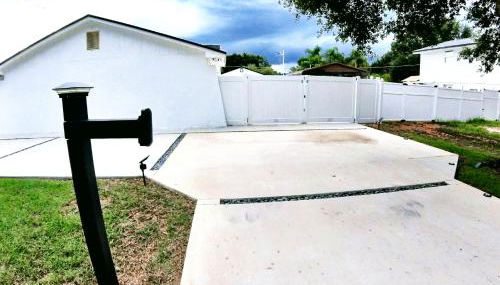 All modern Studio with private entry & parking. - Foto 4