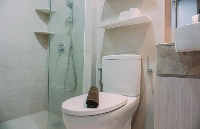 Homey And Warm Studio At 28Th Floor Gold Coast Apartment - Foto 11