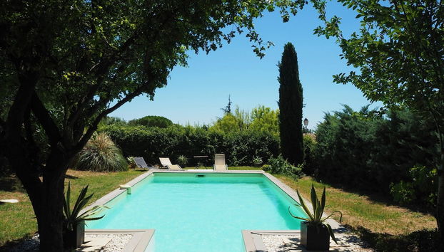 Cozy Vacation House With Pool, Vernegues - Foto 2, Imagen principal