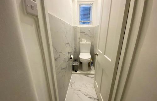 Beautiful 2 bed apartment in central London - Photo 17