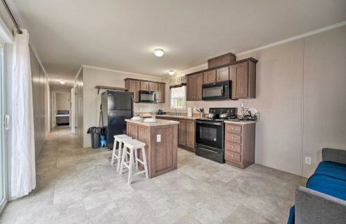 Cassopolis Cabin, Private Deck and Lake Access! - Foto 3