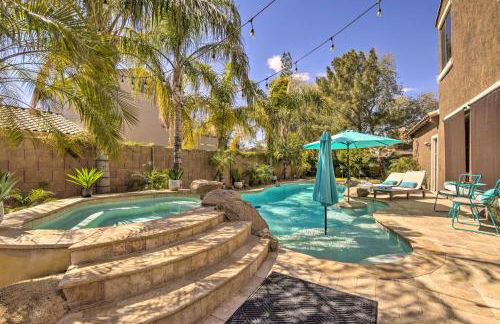 Family Gem in Phoenix with Saltwater Pool and Theater - Foto 1