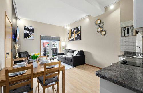 European style Queen Suite in Palm Coast - Best view with Balcony near Beaches! - Photo 20