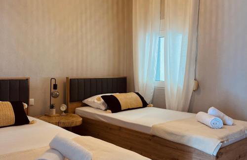 Anemelia Apartments - Photo 11