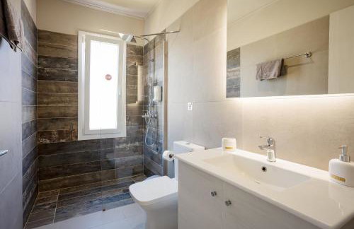 Sarpidon Suites - Photo 90