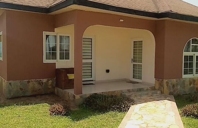 Solent Villas Resort - Photo 4