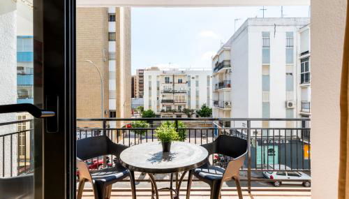 La Francesa Triana - Foto 2