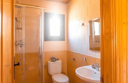 Aldea Los Odres - Cabañas de Madera de 1ª con Piscina Privada y BBQ en la puerta - Foto 11