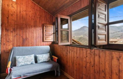 Holiday Home Berghütte mit Terrasse- Kamin und Jacuzzi by Interhome - Foto 36