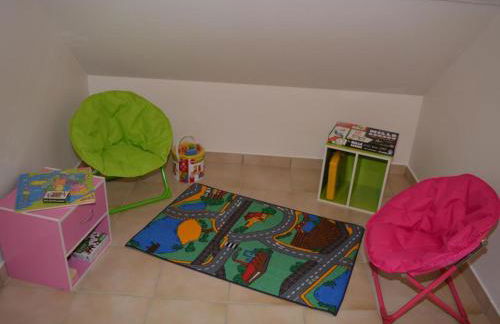 Charmant gîte à Vouvray avec 2 chambres et jardin - FR-1-381-167 - Photo 13