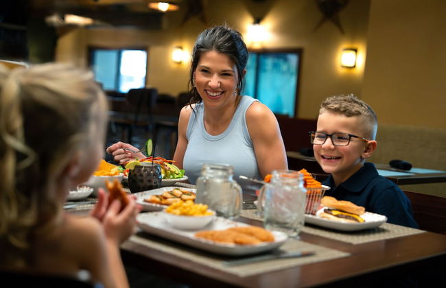 Timber Ridge Lodge and Waterpark - Photo 38