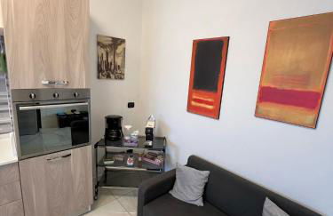 Little House - Photo 19