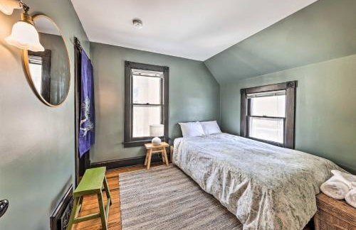 Newly Renovated Home Close to Dtwn Lawrence! - Photo 17