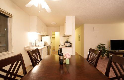 Peaceful Family Friendly 2BR 2BA Entire Apt Unit in Belmont Hill - Foto 18