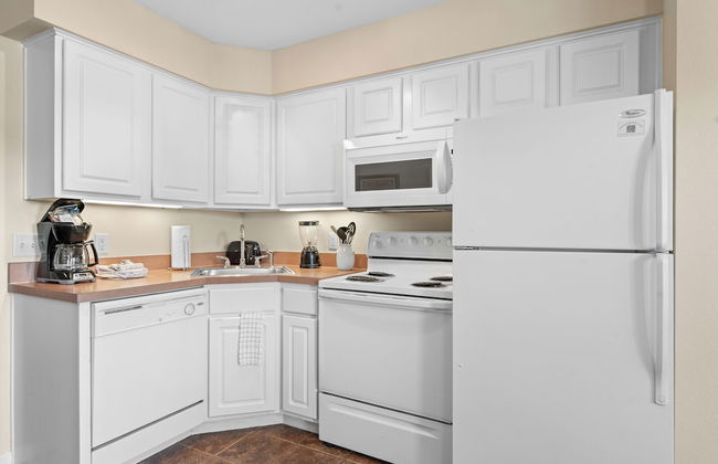 Grand Crowne Resort - Photo 56