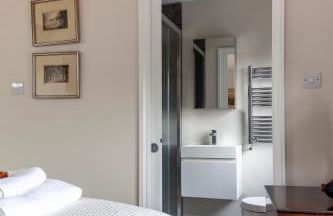 Stylish 3 BDR apartment wfree parking and garden - Foto 20