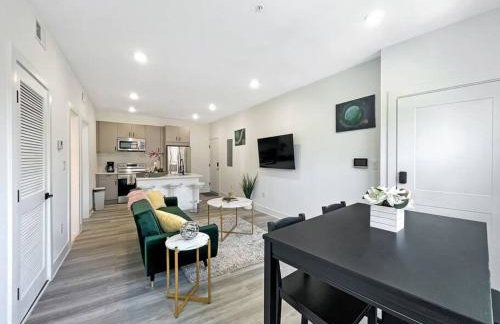 Central DC APT , City Skyline View , Close to All - Foto 3