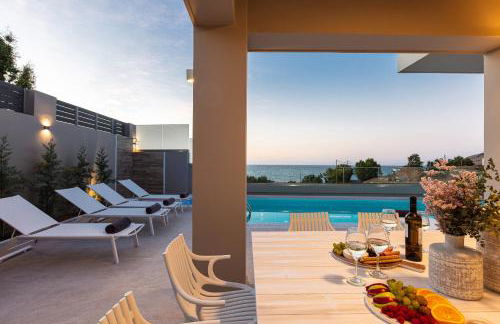 Lagoon Seaside Villa, Sumptuous Retreat,By ThinkVilla - Photo 22