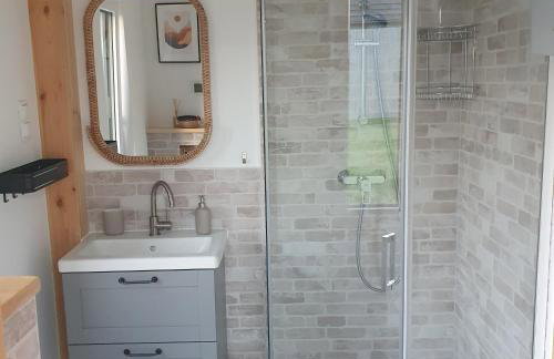 Bujanie w sitowiu - Foto 16