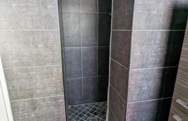 Magnifique maison avec piscine, idéalement située - Foto 19