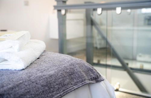 Cottage, Hot Tub, Open fire, Games Room, large Garden Sleeps 2-8 - Foto 57