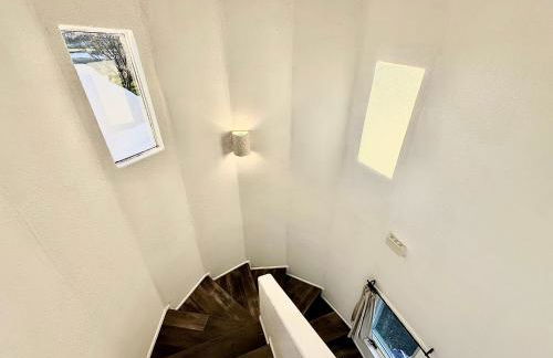 Architect's 'Castle' - Golf Villa with Views - Foto 27