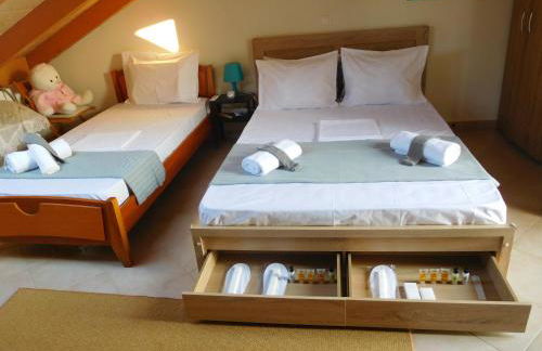 AB Preveza Apartments-15 Meters Over the Sea Attic & Alexander's the Great Executive Suite - Photo 49