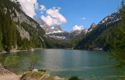 3-Zi Atelierdachwohnung mit Bergblick Seenähe und 2 Loggia - Foto 12
