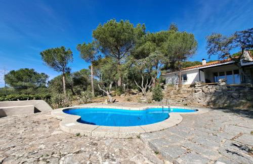 Chalet con piscina en Torrelodones - Foto 3