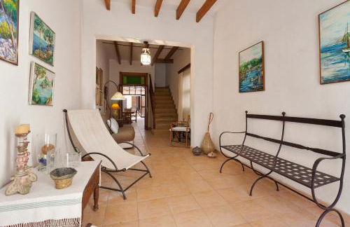 Ca na Miquela - Photo 4