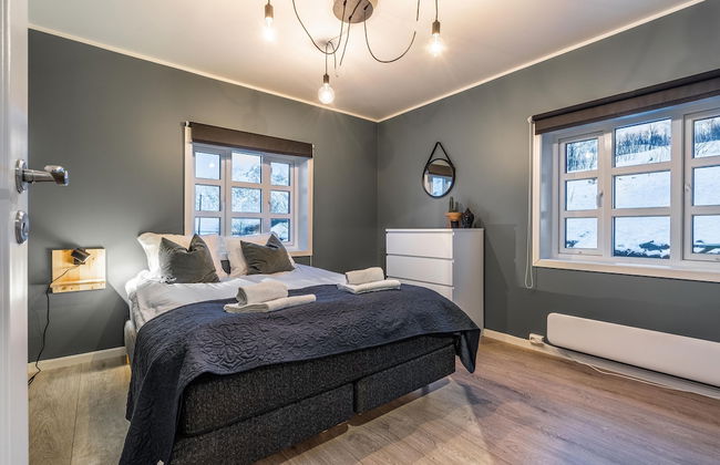 Lofoten Apartments - Photo 11