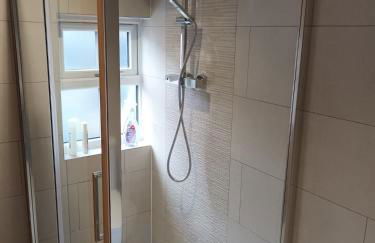 Stylish 3 Bed Apt Sea Views Near the Beach 2B - Foto 24