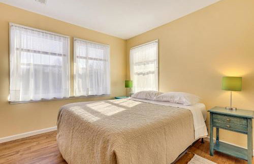 Family Home with Game Room and Decks in Etlan! - Foto 17