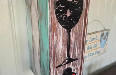 Historic Old Oak Cottage-Great water views! - Foto 31