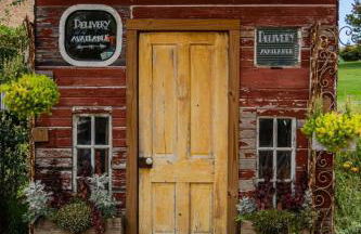 Historic Cottage Retreat-IG Cowboy Pool-Hot Tub - Photo 10