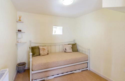 Upstairs Downstairs Cottage - Foto 14