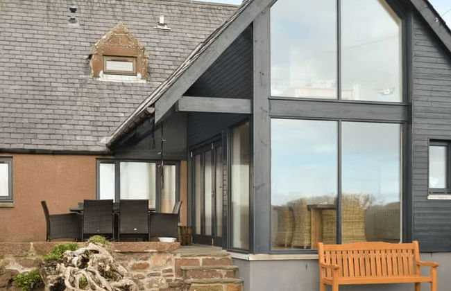 Wilsons Golspie in Golspie - Photo 1