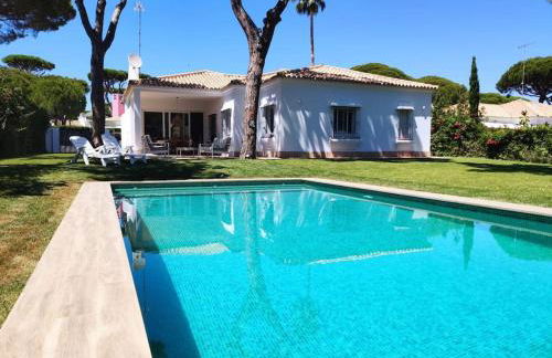 Villa Escocia, entre pinares y a pie de playa - Foto 29