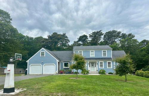 Rare Cape Cod Find - Photo 1